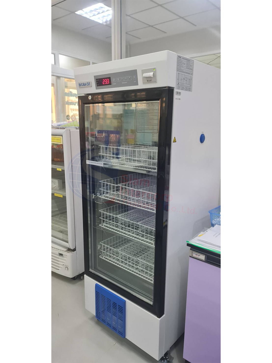 ติดตั้งตู้เย็นเก็บเลือด (Blood Bank Refrigerator BBR Series)  ยี่ห้อ BIOBASE (OW80)