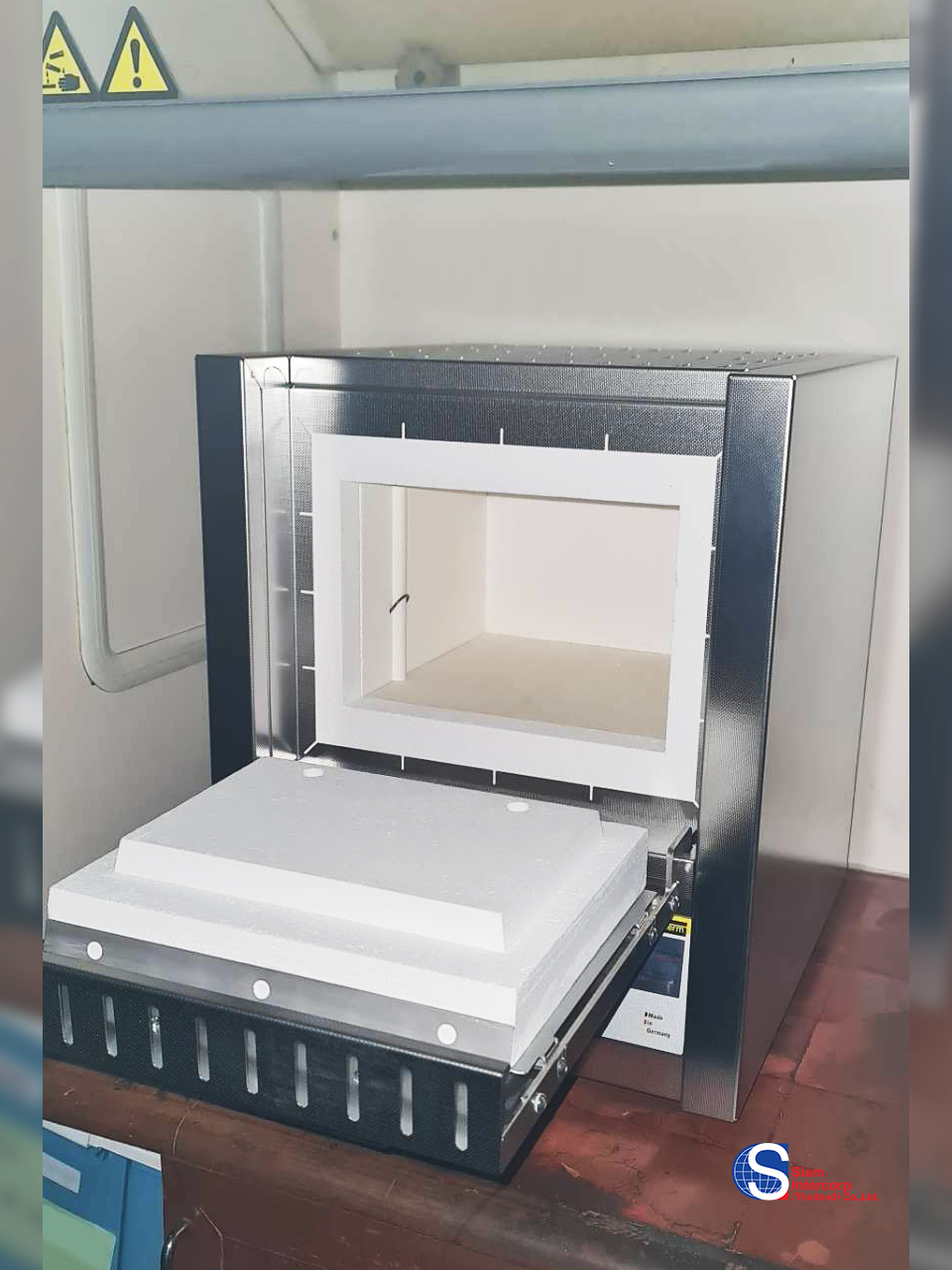 ติดตั้งเตาเผาอุณหภูมิสูงแบบฉนวนอิฐ (Muffle Furnace with Brick Insulation/Flap Door) ยี่ห้อ Nabertherm พื้นที่จังหวัด เพชรบุรี​ และ สมุทร​สงคราม (OW3)