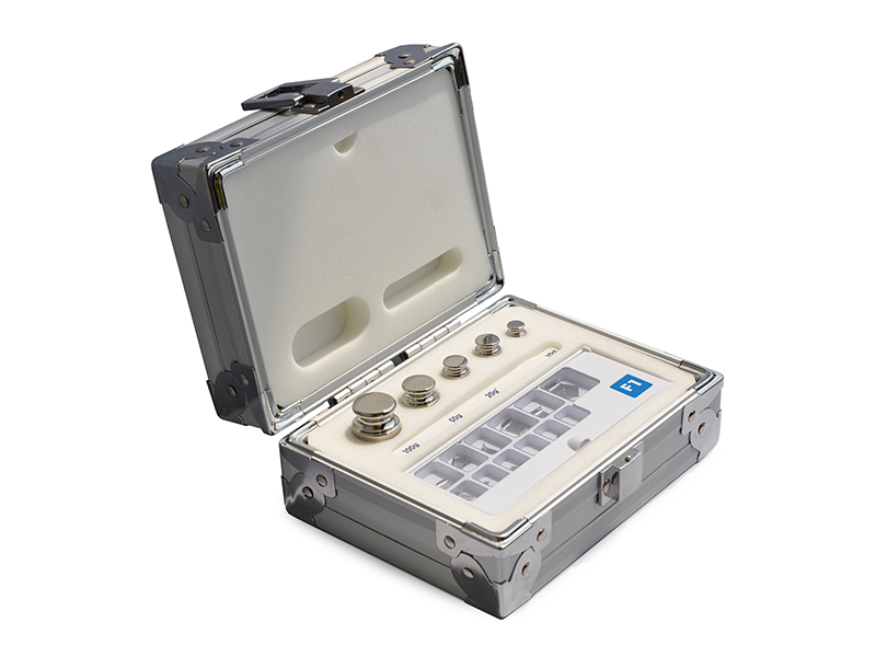 ตุ้มน้ำหนักมาตรฐาน ( OIML F1 Class Test Weight for Calibration of Balances and Scales ) ยี่ห้อ HIWEIGH รุ่น SSF1 ตุ้มน้ำหนักมาตรฐาน ( OIML F1 Class Test Weight for Calibration of Balances and Scales ) ยี่ห้อ HIWEIGH รุ่น SSF1