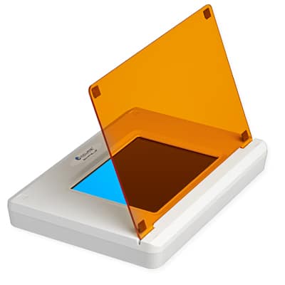 ตัวแปลงไฟสีฟ้าใช้สำหรับเจลอิเล็กโทรโฟเรซิส ( SmartBlue Blue Light Transilluminator ) ยี่ห้อ Accuris ตัวแปลงไฟสีฟ้าใช้สำหรับเจลอิเล็กโทรโฟเรซิส ( SmartBlue Blue Light Transilluminator ) ยี่ห้อ Accuris