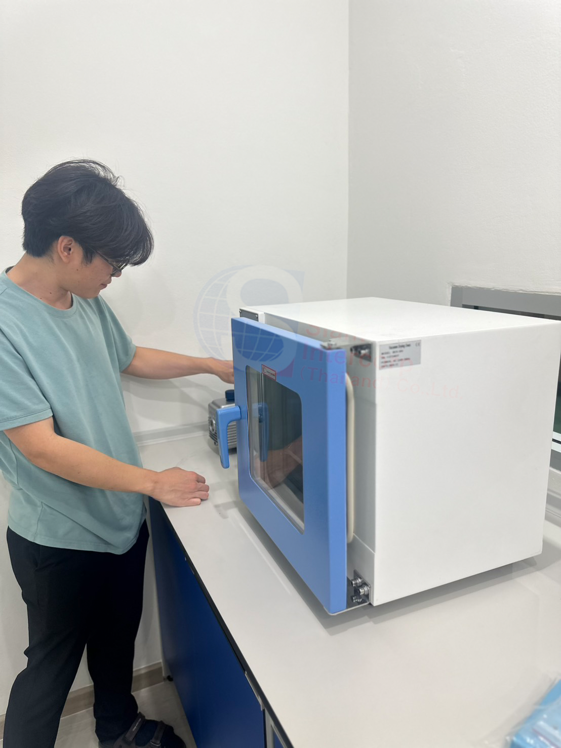 ตู้อบแห้งแบบสุญญากาศ (Vacuum Drying Oven) ยี่ห้อ BIOBASE รุ่น BOV-30V (OW65) ตู้อบแห้งแบบสุญญากาศ (Vacuum Drying Oven) ยี่ห้อ BIOBASE รุ่น BOV-30V (OW65)