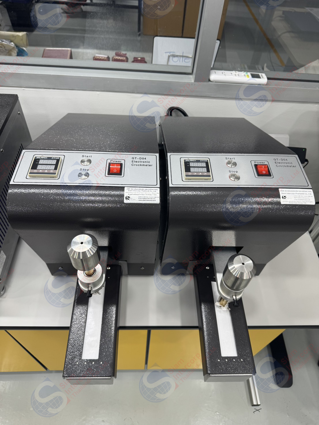 เครื่องทดสอบการขัดถูสีอิเล็กทรอนิกส์ (AATCC Standards Electronic Crockmeter) ยี่ห้อ GESTER รุ่น GT-D04 (OW127)