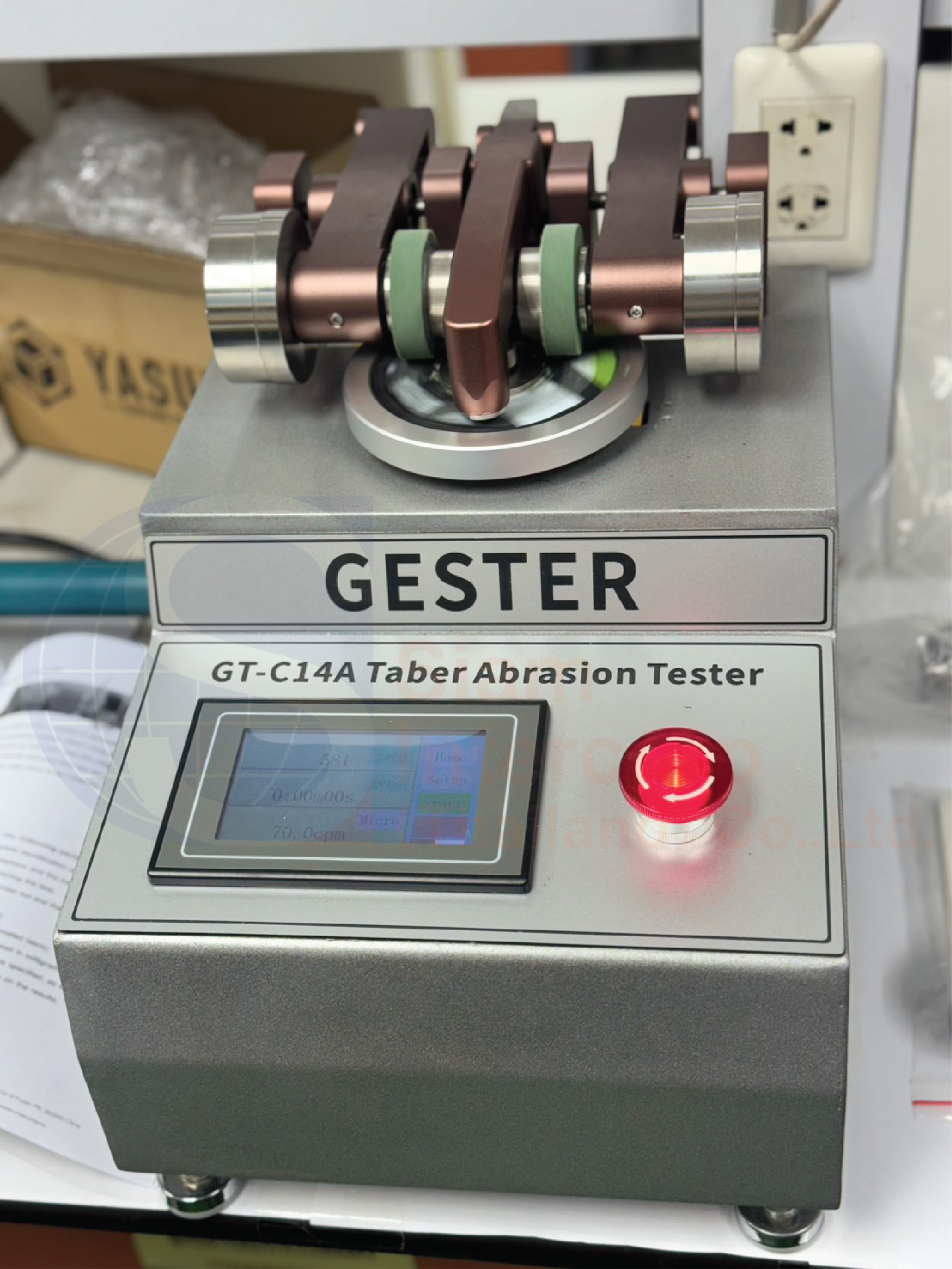 เครื่องทดสอบความต้านทานการขัดถูและการสึกหรอแบบ Taber ยี่ห้อ GESTER