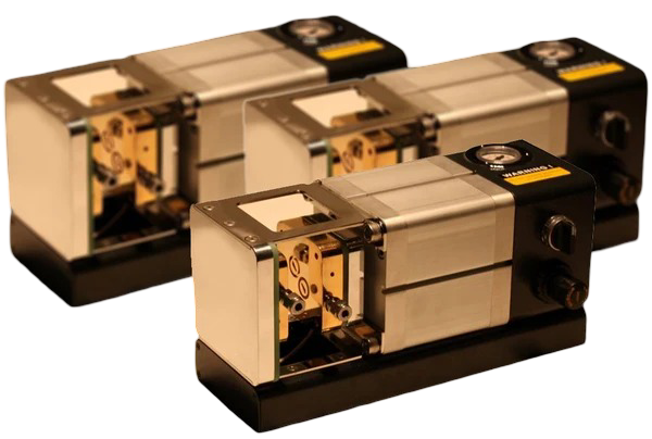 ชุดอุปกรณ์เชื่อมต่อและทดสอบเซลล์เชื้อเพลิงอัจฉริยะ(Smart Connect Fuel Cell Test Fixture | Thesix Tech) ยี่ห้อTHESIX